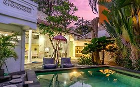 Dreams Villa - Double Six Beach